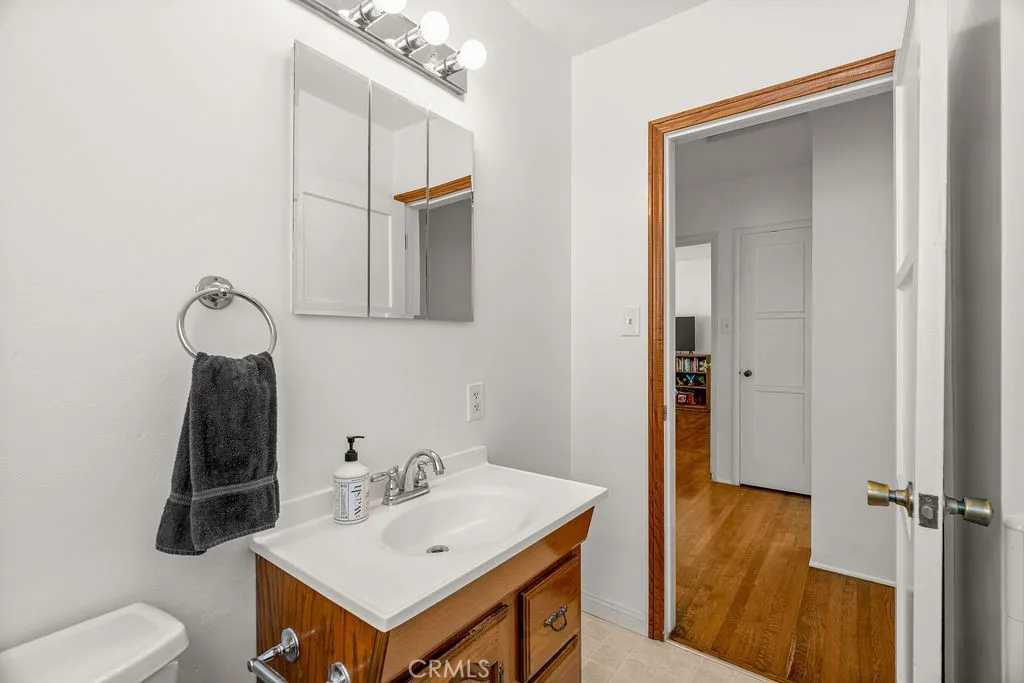 3448 Clark, Long Beach, California 90808 home-pic-22